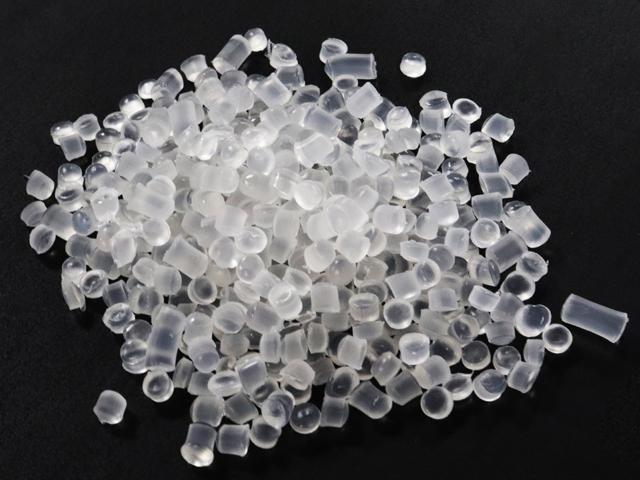 70℃ PVC Transparent Extruded Pellets